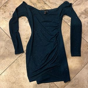 Green formal dress size M